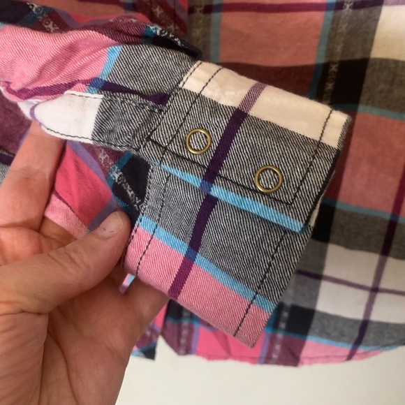 Arizona Jean Co Snap Front Flannel Shirt Black Pink Red Plaid Size Medium Womens - Picture 5 of 5